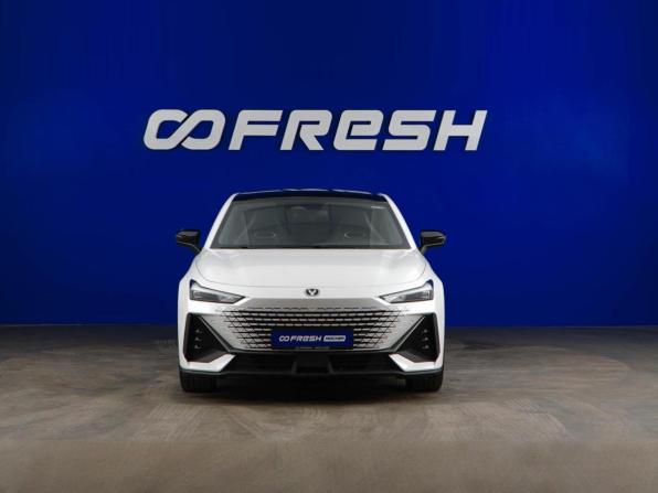 Changan UNI-V I с пробегом 2024 года, цена 2 377 077 рублей, 22037 км, лифтбек, Автокод Объявления