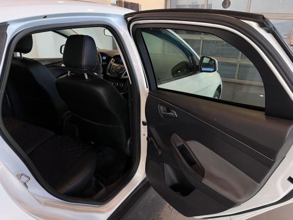 Ford Focus III с пробегом 2011 года, цена 670 000 рублей, 196300 км, хэтчбек, Автокод Объявления