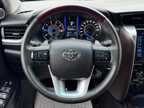 Toyota Fortuner II с пробегом 2017 года, цена 3 690 000 рублей, 144000 км, внедорожник, Автокод Объявления