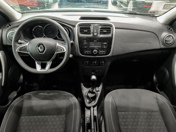 Renault Logan II Рестайлинг с пробегом 2020 года, цена 720 000 рублей, 212000 км, седан, Автокод Объявления