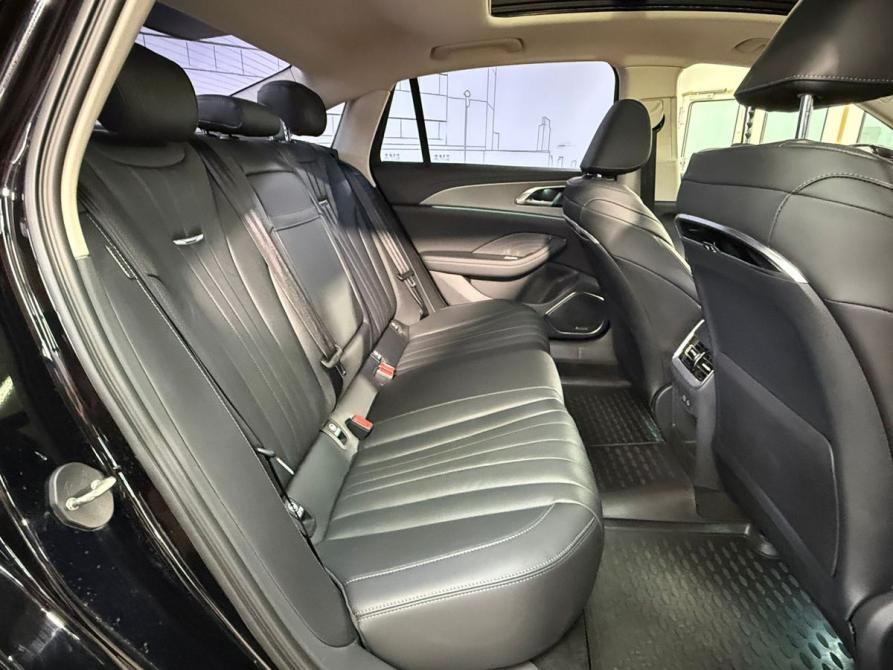 Hongqi H5 II Москва  - изображение 23