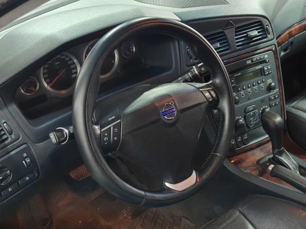 Volvo S60 I Рестайлинг с пробегом 2006 года, цена 580 000 рублей, 311061 км, седан, Автокод Объявления