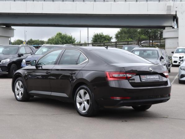 Skoda Superb III с пробегом 2015 года, цена 2 300 000 рублей, 87391 км, лифтбек, Автокод Объявления