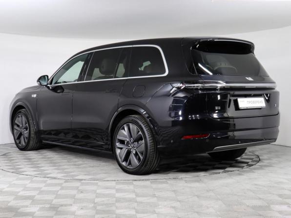 Li Auto (Lixiang) L9 I с пробегом 2023 года, цена 6 490 000 рублей, 55640 км, внедорожник, Автокод Объявления