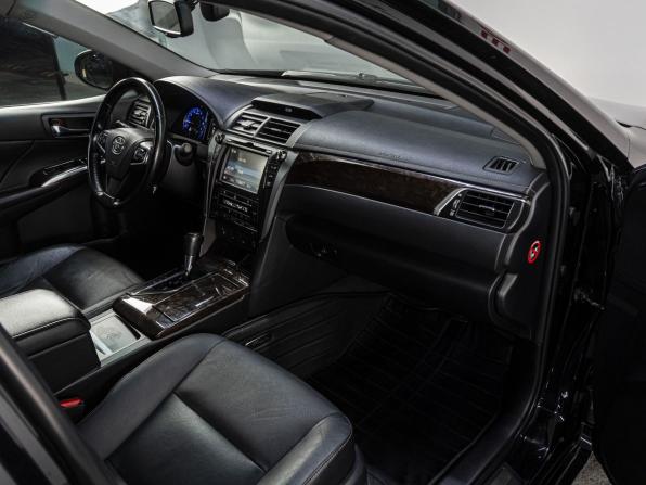 Toyota Camry VII (XV50) Рестайлинг с пробегом 2015 года, цена 2 479 000 рублей, 146369 км, седан, Автокод Объявления