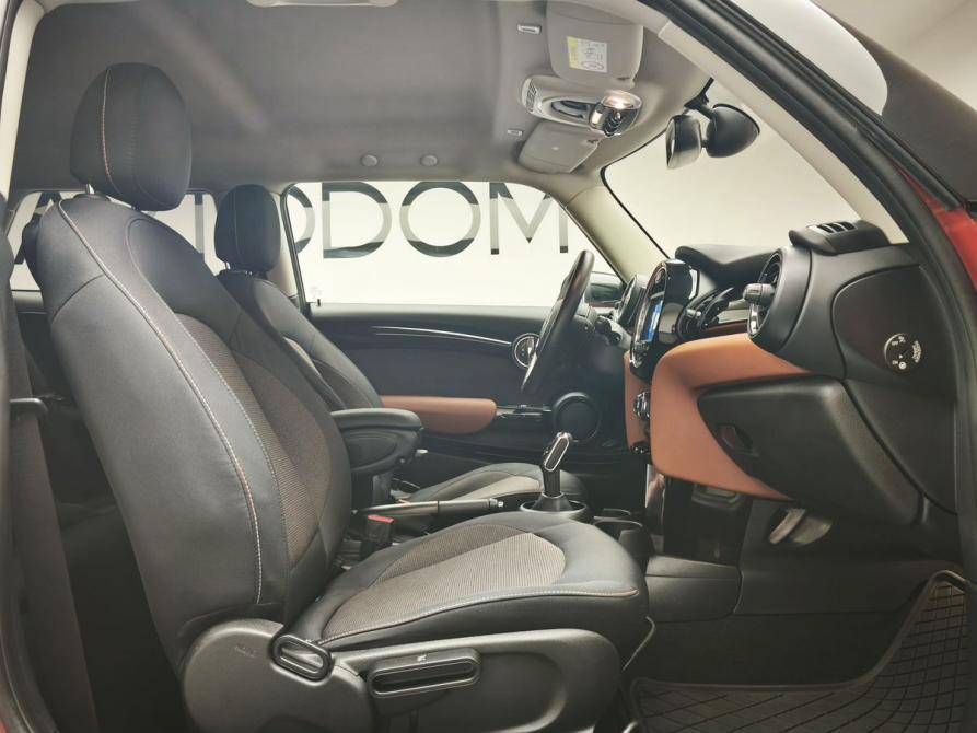 Mini Hatch III (F55/F56) Рестайлинг Москва  - изображение 13