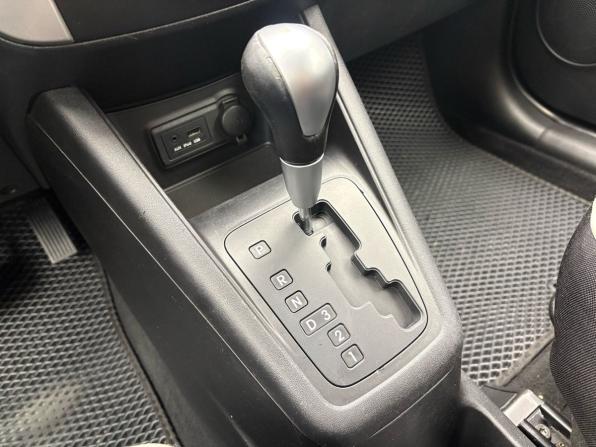 Kia Venga I с пробегом 2012 года, цена 890 000 рублей, 219764 км, компактвэн, Автокод Объявления