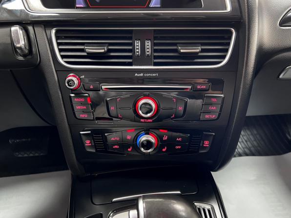 Audi A4 IV (B8) Рестайлинг с пробегом 2014 года, цена 1 095 000 рублей, 223796 км, седан, Автокод Объявления