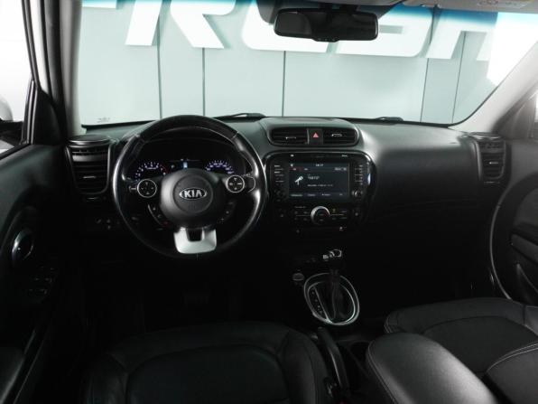 Kia Soul II Рестайлинг с пробегом 2017 года, цена 1 888 000 рублей, 48695 км, хэтчбек, Автокод Объявления