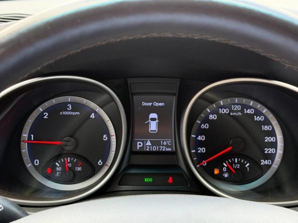 Hyundai Santa Fe III с пробегом 2014 года, цена 1 590 900 рублей, 209919 км, внедорожник, Автокод Объявления