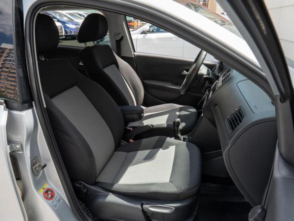 Volkswagen Polo V с пробегом 2011 года, цена 685 000 рублей, 266381 км, хэтчбек, Автокод Объявления