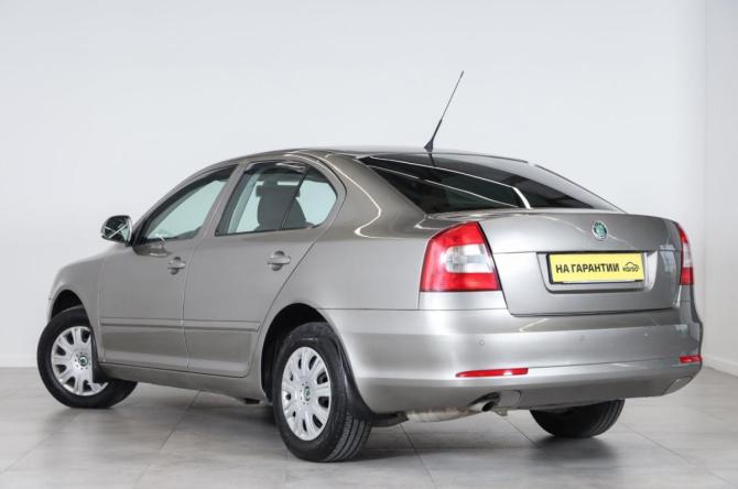 Skoda Octavia II (A5) Рестайлинг с пробегом 2010 года, цена 699 000 рублей, 181000 км, лифтбек, Автокод Объявления