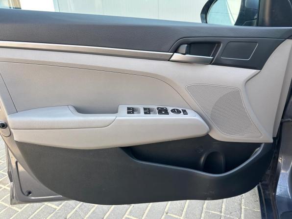 Hyundai Elantra VI (AD) с пробегом 2018 года, цена 1 580 000 рублей, 126200 км, седан, Автокод Объявления