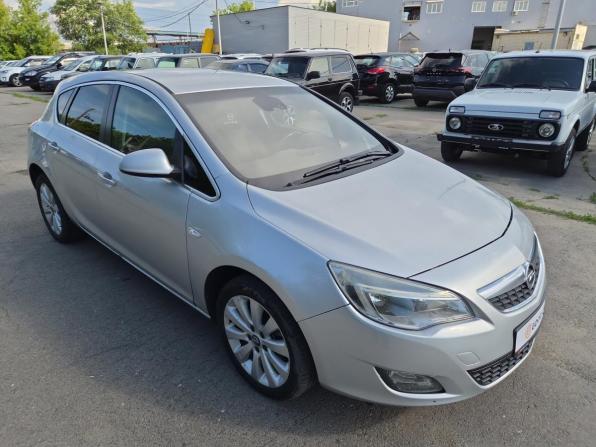 Opel Astra J с пробегом 2010 года, цена 590 000 рублей, 150194 км, хэтчбек, Автокод Объявления