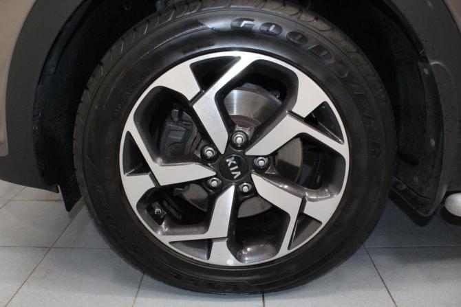 Kia Sportage IV Рестайлинг с пробегом 2019 года, цена 1 850 000 рублей, 222330 км, внедорожник, Автокод Объявления