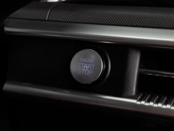 Kia K5 III с пробегом 2021 года, цена 2 600 000 рублей, 69885 км, седан, Автокод Объявления