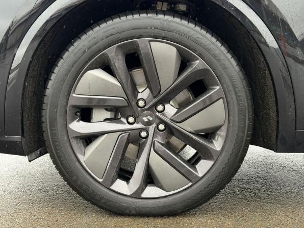 Li Auto (Lixiang) L9 I с пробегом 2023 года, цена 6 200 000 рублей, 30700 км, внедорожник, Автокод Объявления