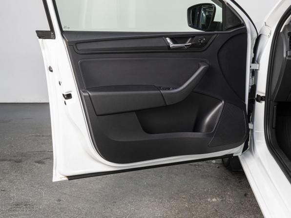 Skoda Rapid II с пробегом 2021 года, цена 1 690 000 рублей, 39102 км, лифтбек, Автокод Объявления