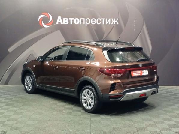 Kia Rio IV Рестайлинг с пробегом 2021 года, цена 1 555 000 рублей, 113450 км, хэтчбек, Автокод Объявления