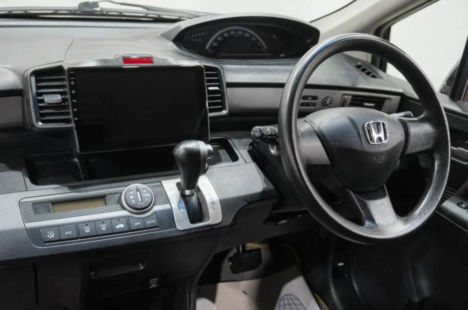 Honda Freed I с пробегом 2011 года, цена 969 000 рублей, 203000 км, компактвэн, Автокод Объявления