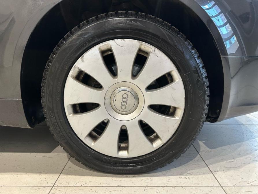 Audi A4 III (B7) Москва  - изображение 11