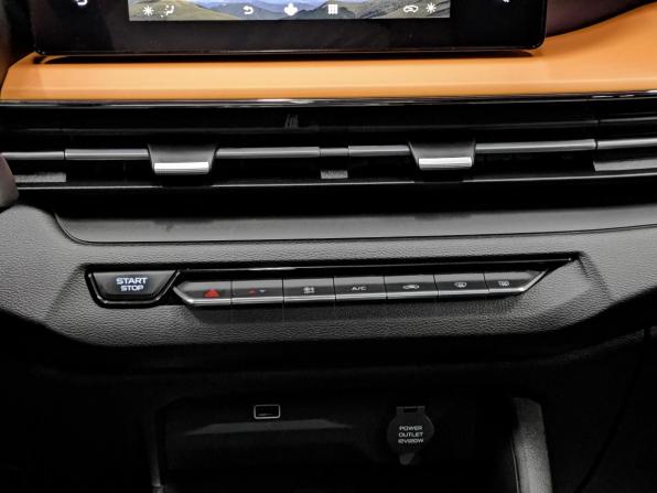 Livan X3 Pro с пробегом 2023 года, цена 1 350 000 рублей, 30278 км, внедорожник, Автокод Объявления