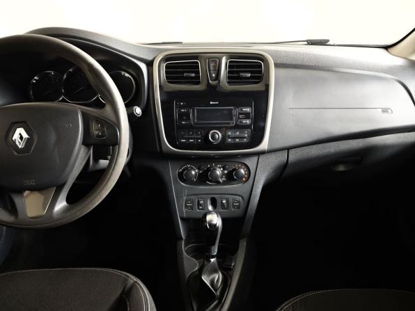 Renault Logan II с пробегом 2018 года, цена 655 000 рублей, 191622 км, седан, Автокод Объявления