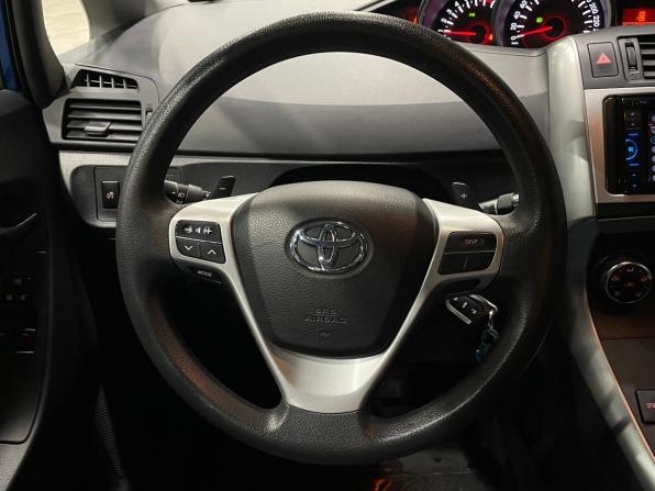 Toyota Verso I Рестайлинг с пробегом 2014 года, цена 1 238 000 рублей, 128079 км, компактвэн, Автокод Объявления