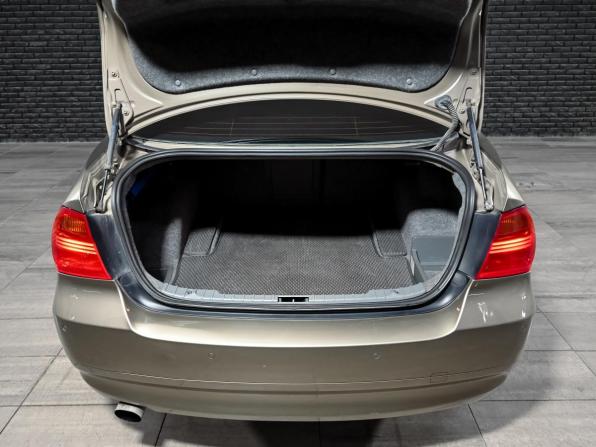 BMW 3 серии V (E90/E91/E92/E93) с пробегом 2006 года, цена 875 000 рублей, 211442 км, седан, Автокод Объявления