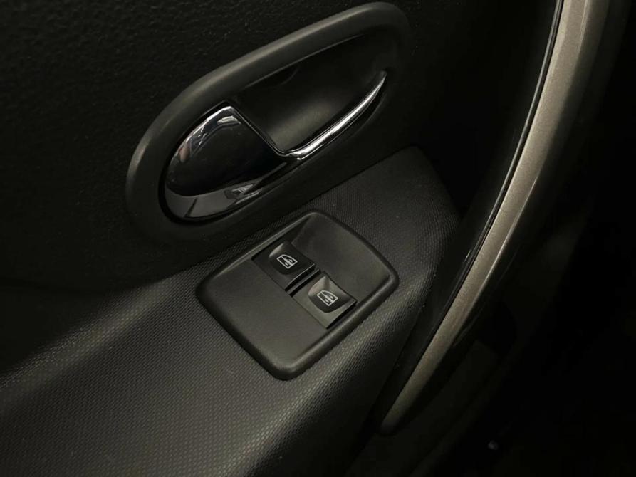 Renault Logan II Рестайлинг Псков  - изображение 16