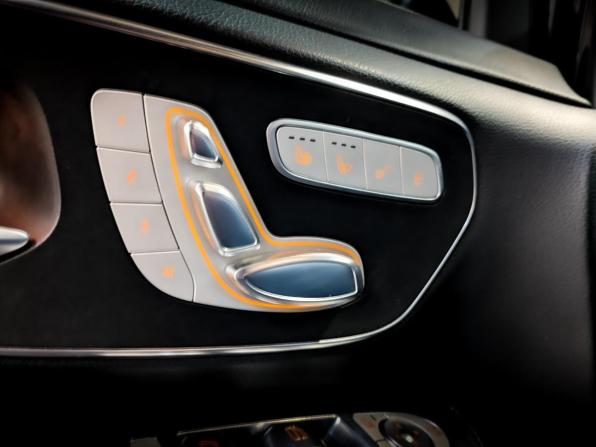 Mercedes-Benz Vito III (W447) Рестайлинг с пробегом 2019 года, цена 4 900 000 рублей, 150800 км, минивэн, Автокод Объявления