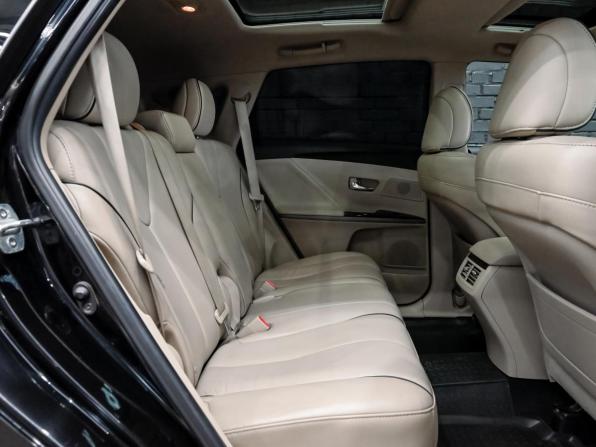 Toyota Venza I Рестайлинг с пробегом 2013 года, цена 2 085 000 рублей, 328409 км, внедорожник, Автокод Объявления