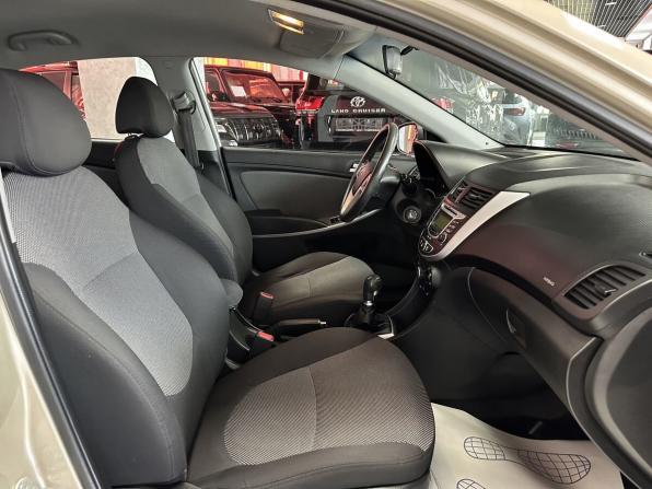 Hyundai Solaris I с пробегом 2013 года, цена 699 000 рублей, 172356 км, седан, Автокод Объявления