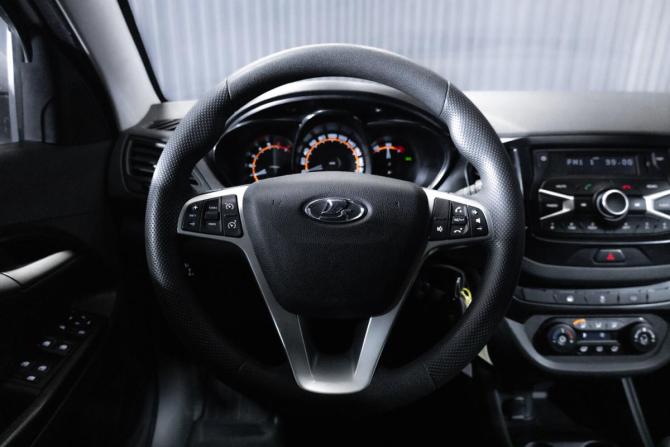 Lada (ВАЗ) Vesta I с пробегом 2019 года, цена 999 000 рублей, 162159 км, универсал, Автокод Объявления