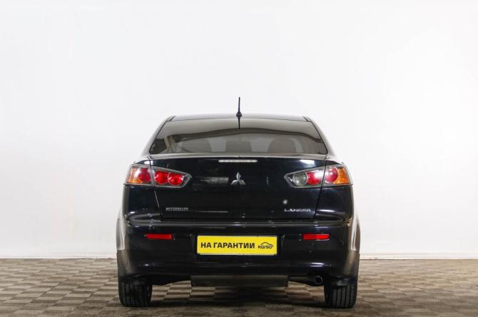 Mitsubishi Lancer X Рестайлинг с пробегом 2011 года, цена 1 049 000 рублей, 164000 км, седан, Автокод Объявления