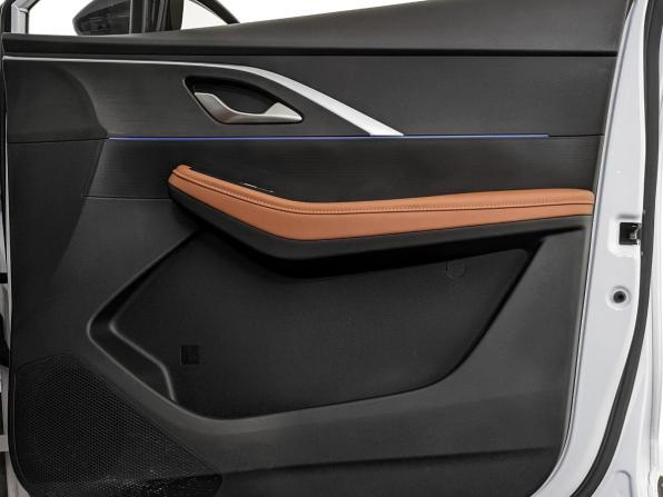 Omoda C5 I с пробегом 2023 года, цена 1 625 000 рублей, 54772 км, внедорожник, Автокод Объявления