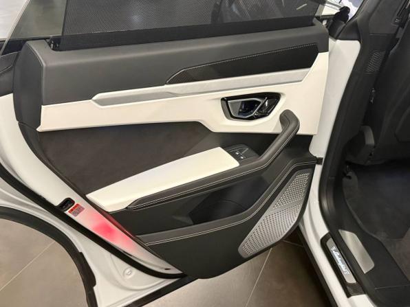 Lamborghini Urus I с пробегом 2020 года, цена 22 990 000 рублей, 41117 км, внедорожник, Автокод Объявления