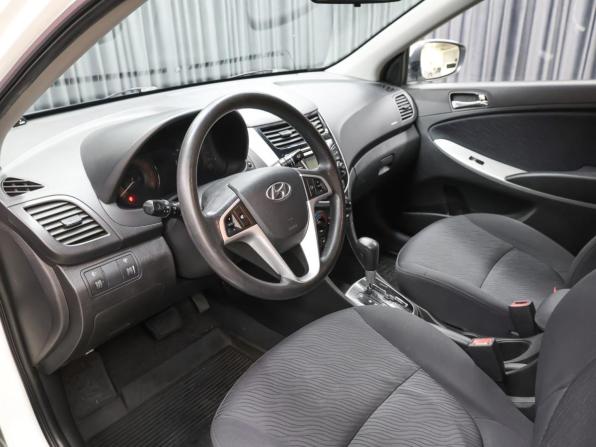 Hyundai Solaris I с пробегом 2011 года, цена 798 000 рублей, 157107 км, седан, Автокод Объявления