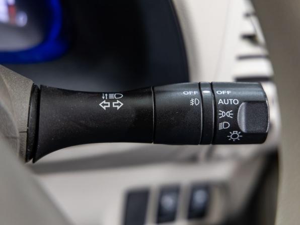 Nissan Leaf I (ZE0/AZE0) с пробегом 2011 года, цена 598 000 рублей, 125934 км, хэтчбек, Автокод Объявления