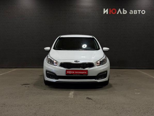 Kia Ceed II Рестайлинг с пробегом 2017 года, цена 1 160 000 рублей, 209165 км, хэтчбек, Автокод Объявления