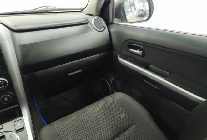 Suzuki Grand Vitara II Рестайлинг с пробегом 2011 года, цена 720 000 рублей, 288244 км, внедорожник, Автокод Объявления
