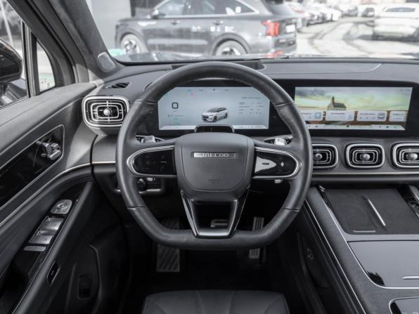 Jaecoo J8 с пробегом 2024 года, цена 3 235 000 рублей, 26649 км, внедорожник, Автокод Объявления