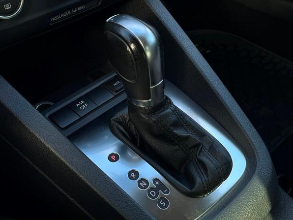 Volkswagen Jetta VI с пробегом 2012 года, цена 985 800 рублей, 183458 км, седан, Автокод Объявления
