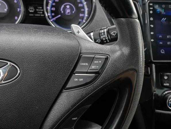 Hyundai Sonata VI (YF) с пробегом 2012 года, цена 1 330 000 рублей, 160041 км, седан, Автокод Объявления