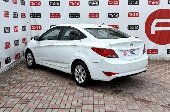 Hyundai Solaris I Рестайлинг с пробегом 2016 года, цена 625 000 рублей, 315533 км, седан, Автокод Объявления