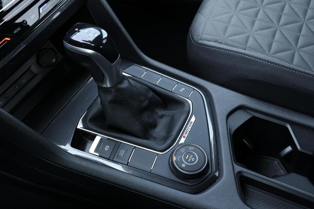 Volkswagen Tiguan II Рестайлинг Москва  - изображение 19