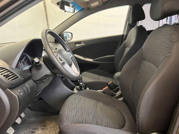 Hyundai Solaris I Рестайлинг с пробегом 2014 года, цена 740 000 рублей, 192023 км, хэтчбек, Автокод Объявления