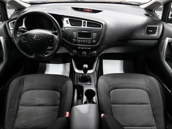 Kia Ceed II с пробегом 2014 года, цена 1 195 000 рублей, 111946 км, хэтчбек, Автокод Объявления