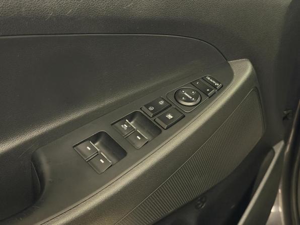Hyundai Tucson III с пробегом 2016 года, цена 1 439 000 рублей, 103774 км, внедорожник, Автокод Объявления