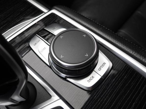 BMW 7 серии VI (G11/G12) Рестайлинг с пробегом 2019 года, цена 5 570 000 рублей, 65296 км, седан, Автокод Объявления